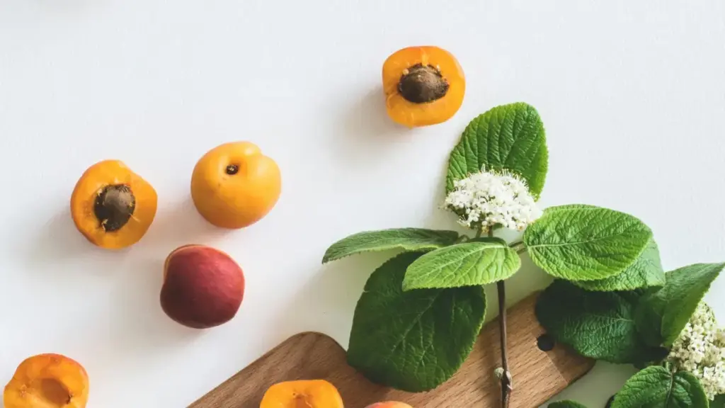 Practical guide for Zimbabwean advertisers to locate and partner with Indonesian Hulu creators on dance challenges — step-by-step sourcing, outreach templates, tooling and risks.